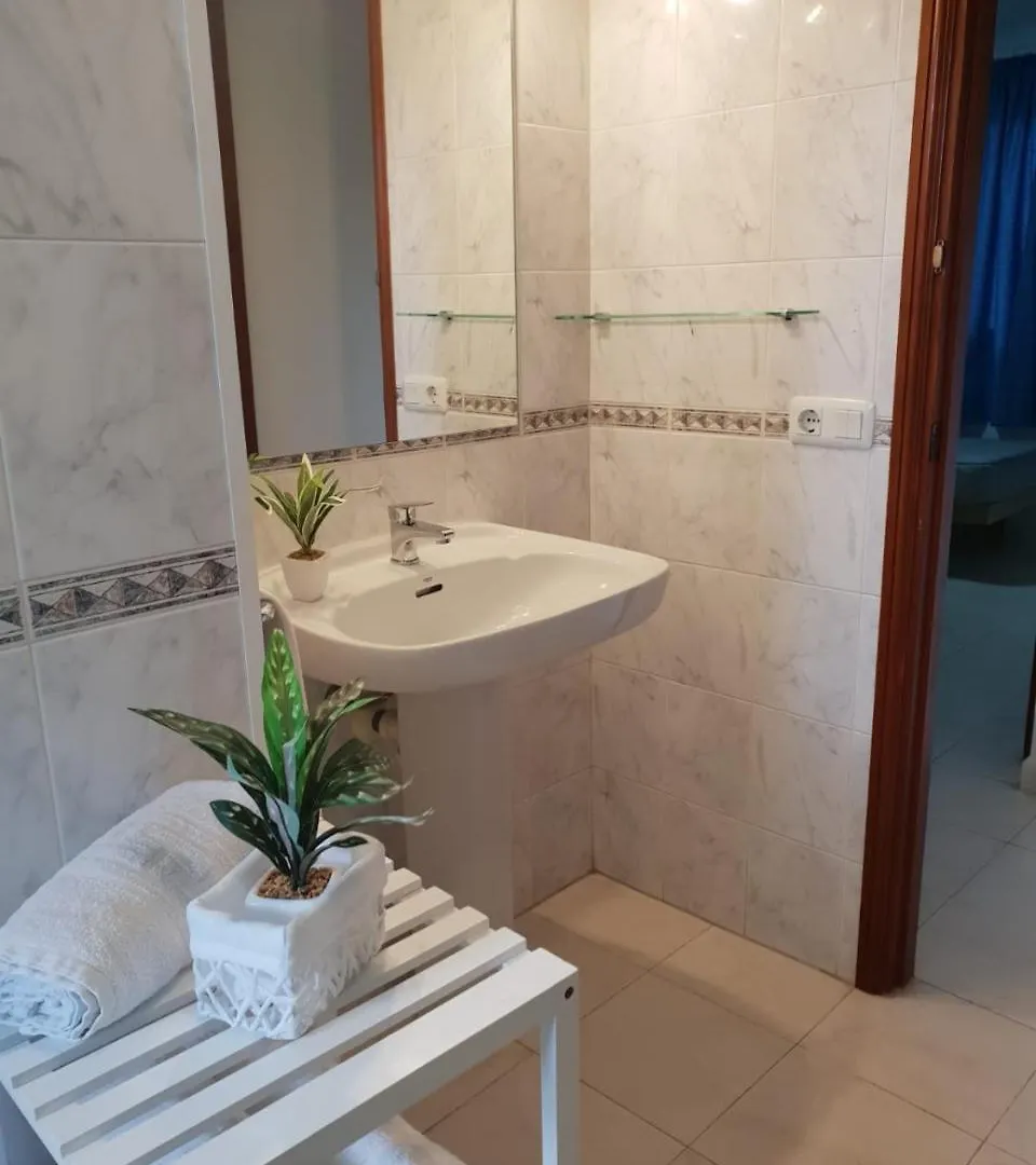 Apartamentos Delfines Κάλα Μπλάνκα