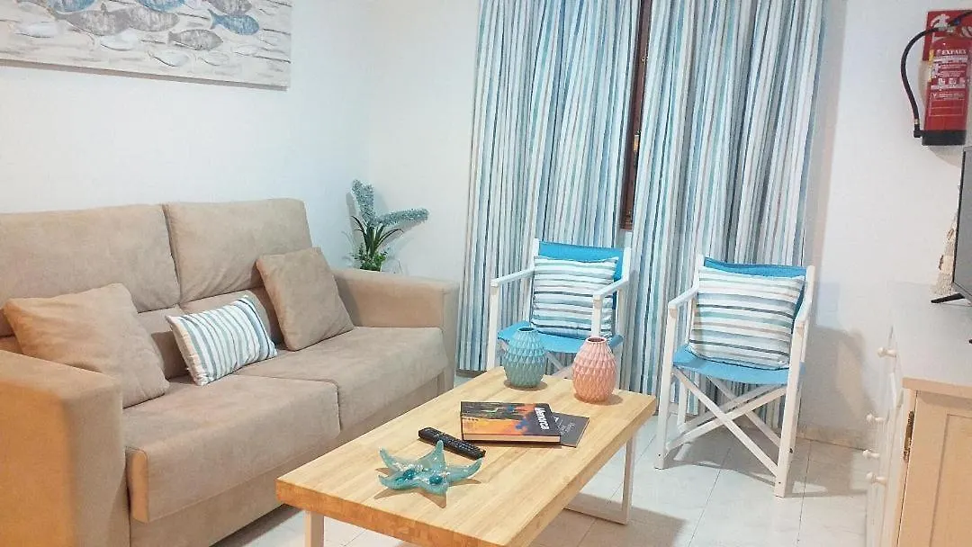 Apartamentos Delfines Cala Blanca  Španělsko